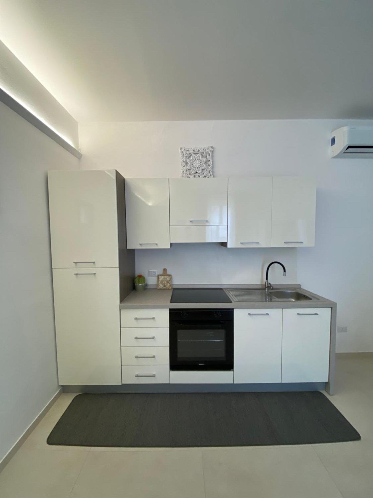 Le Buguse Suite Apartment Lecce Ngoại thất bức ảnh