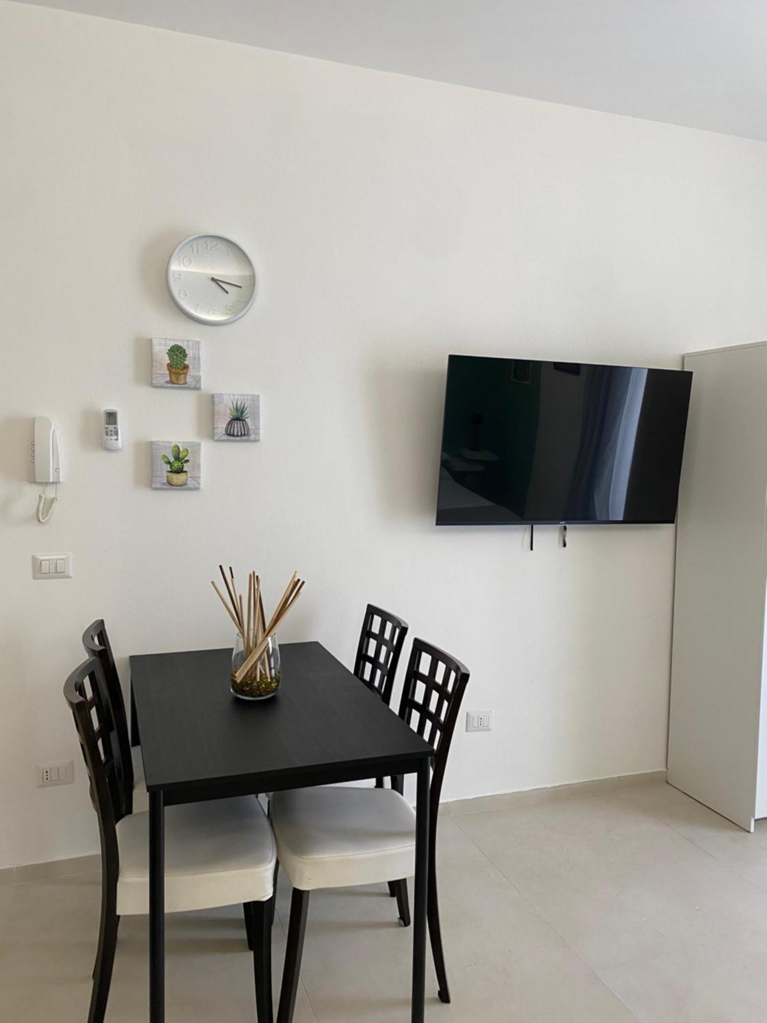Le Buguse Suite Apartment Lecce Ngoại thất bức ảnh